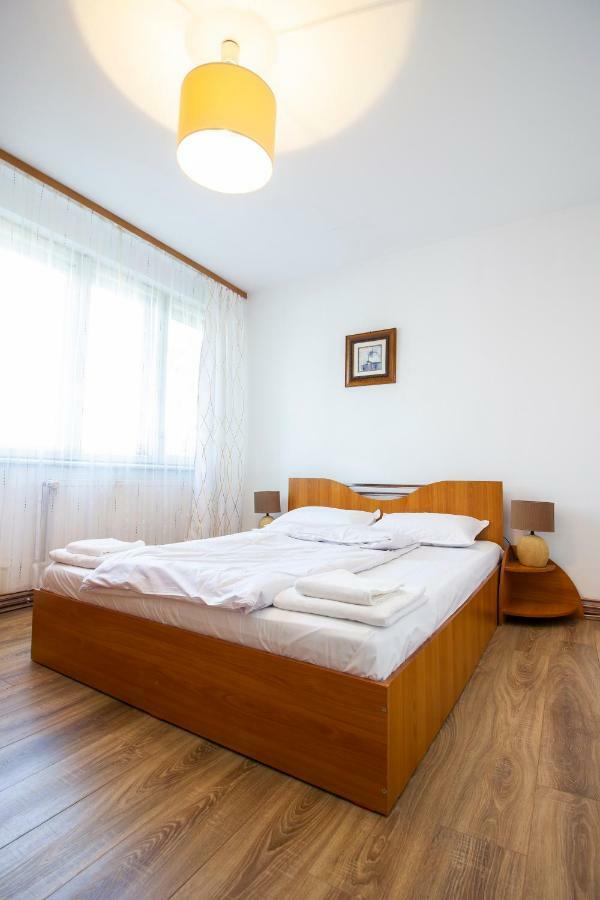 By The River Apartment 1 Timisoara Luaran gambar